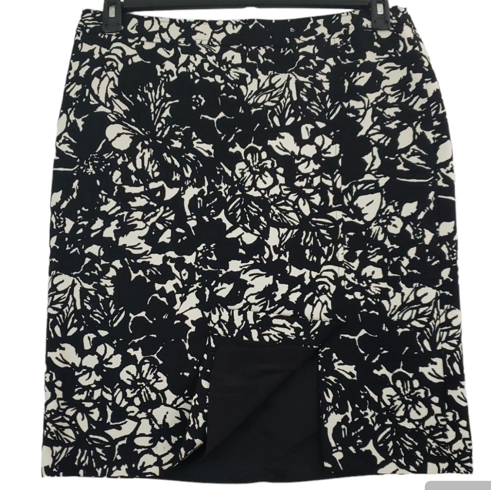 Talbots~Woman Size 16~Black/White A-Line Cotton Pensil Skirt Lined.